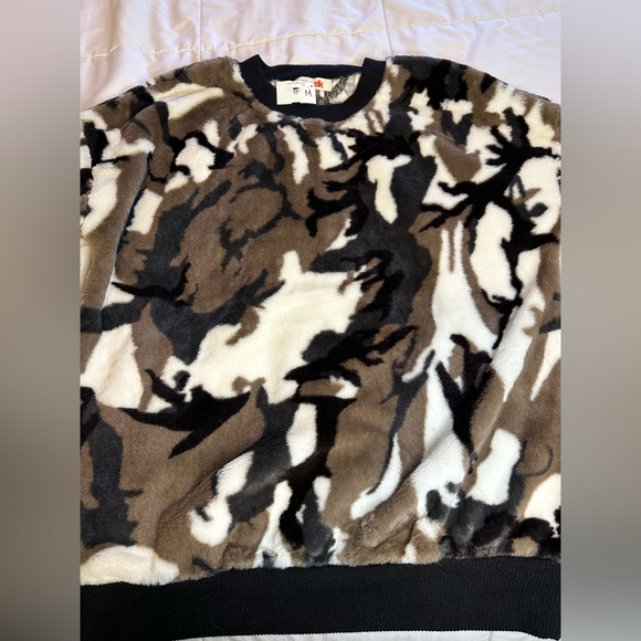 Camo fluffy sweater - Picture 2 of 4